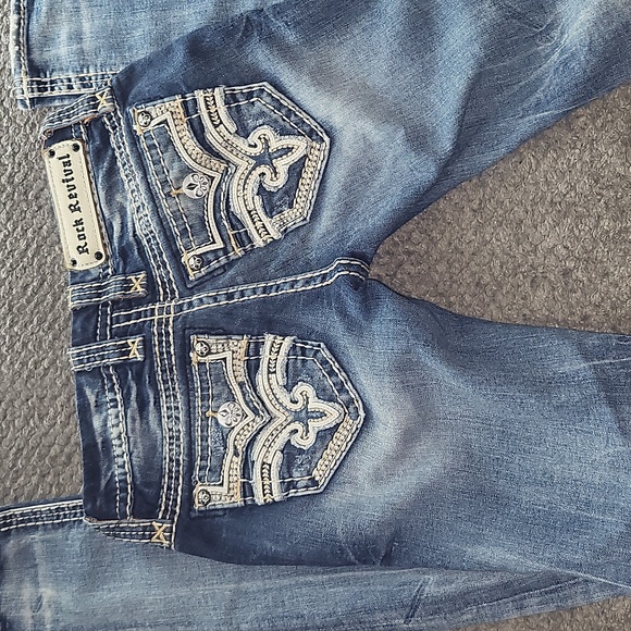 Jeans - Picture 5 of 5